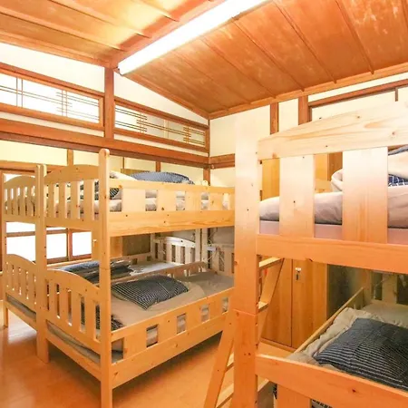 Guesthouse Omoya--全個室--囲炉裏のぬくもりと共にグループの絆を深める古民家宿でゆっくりとした時間を-6名部屋-6名部屋-8名部屋--最大20名-ペット同伴可は一室のみ- Matsuyama  Exterior photo